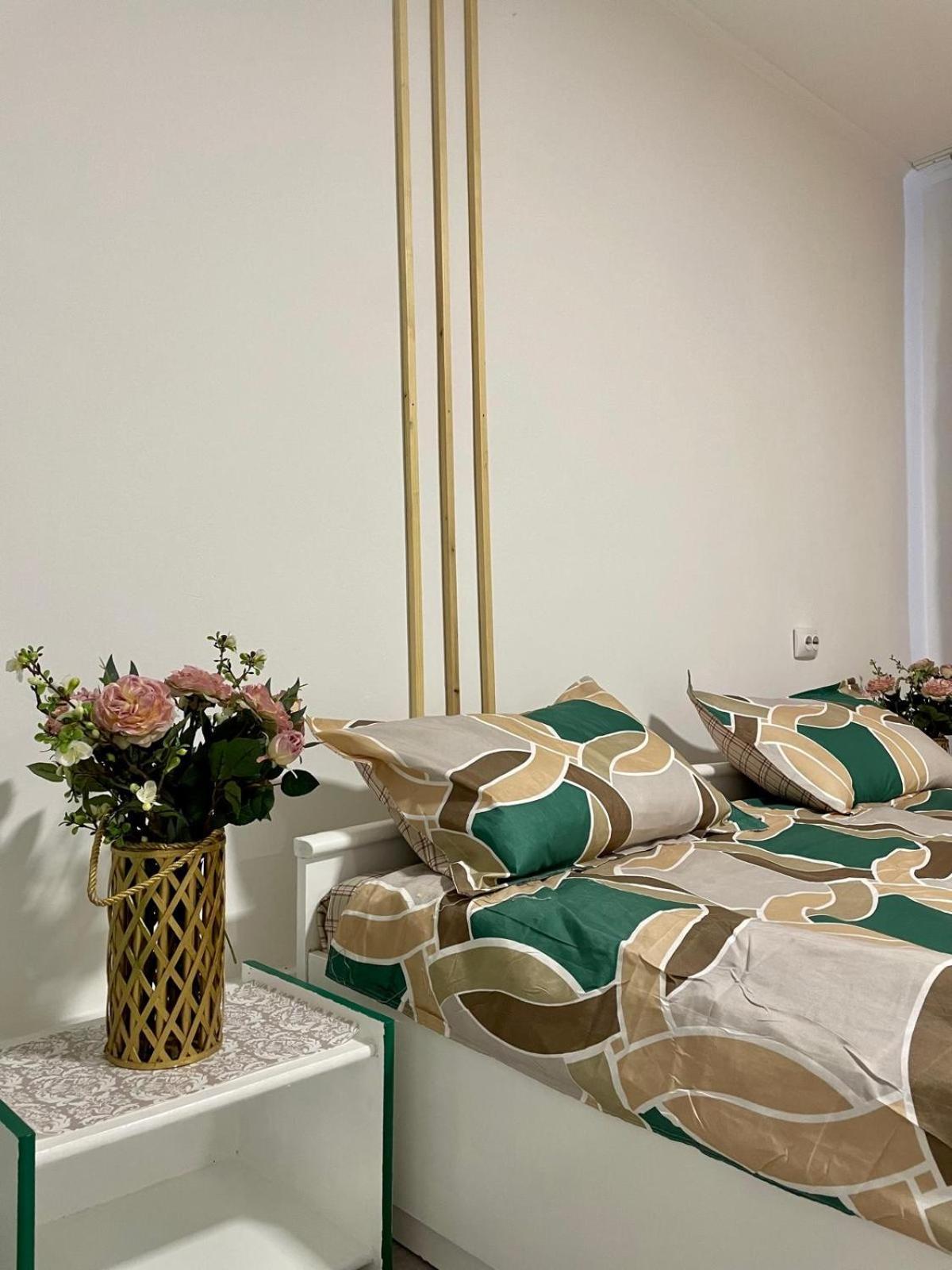 Appartement Apartament House Sasca à Oradea Extérieur photo
